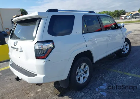 2024 Toyota 4Runner Sr5 from USA, damaged, VIN JTEEU5JR6R5310976